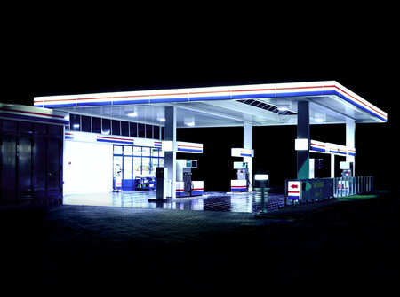 Tankstelle - blau / rot